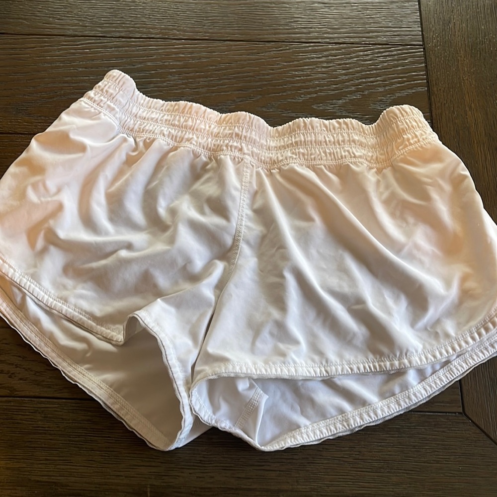 white lululemon shorts